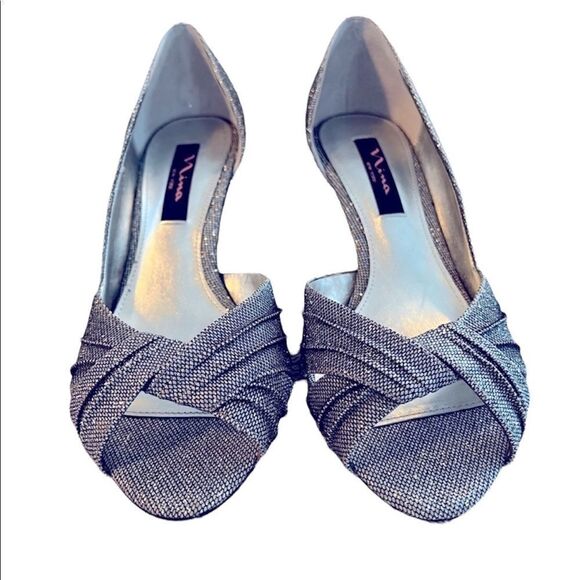 NINA evening sandals silver size 9M crisscross front - Picture 1 of 6